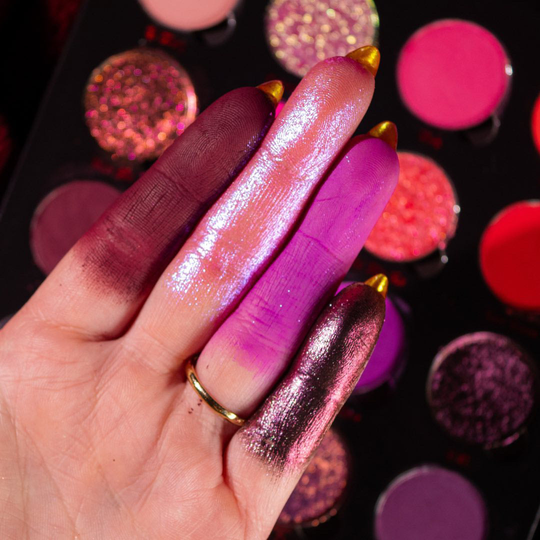 Dead Roses Magnetic Palette