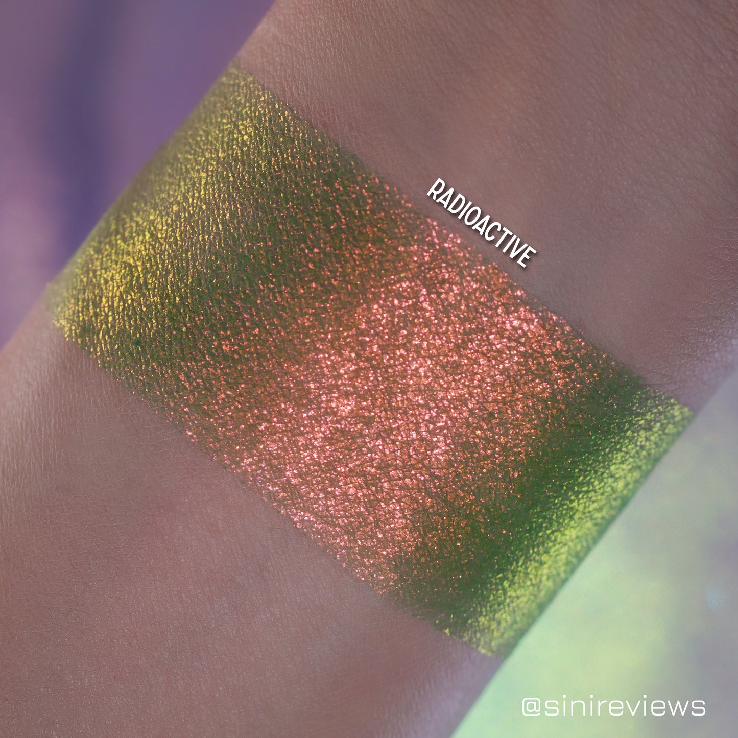 Coalescence x noopur_makeup Pressed Pigment Single- Radioactive