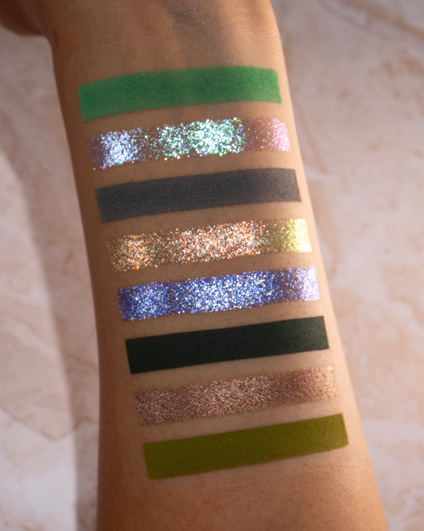 Coalescence x noopur_makeup Magnetic Palette