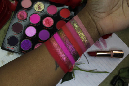 Dead Roses Magnetic Palette