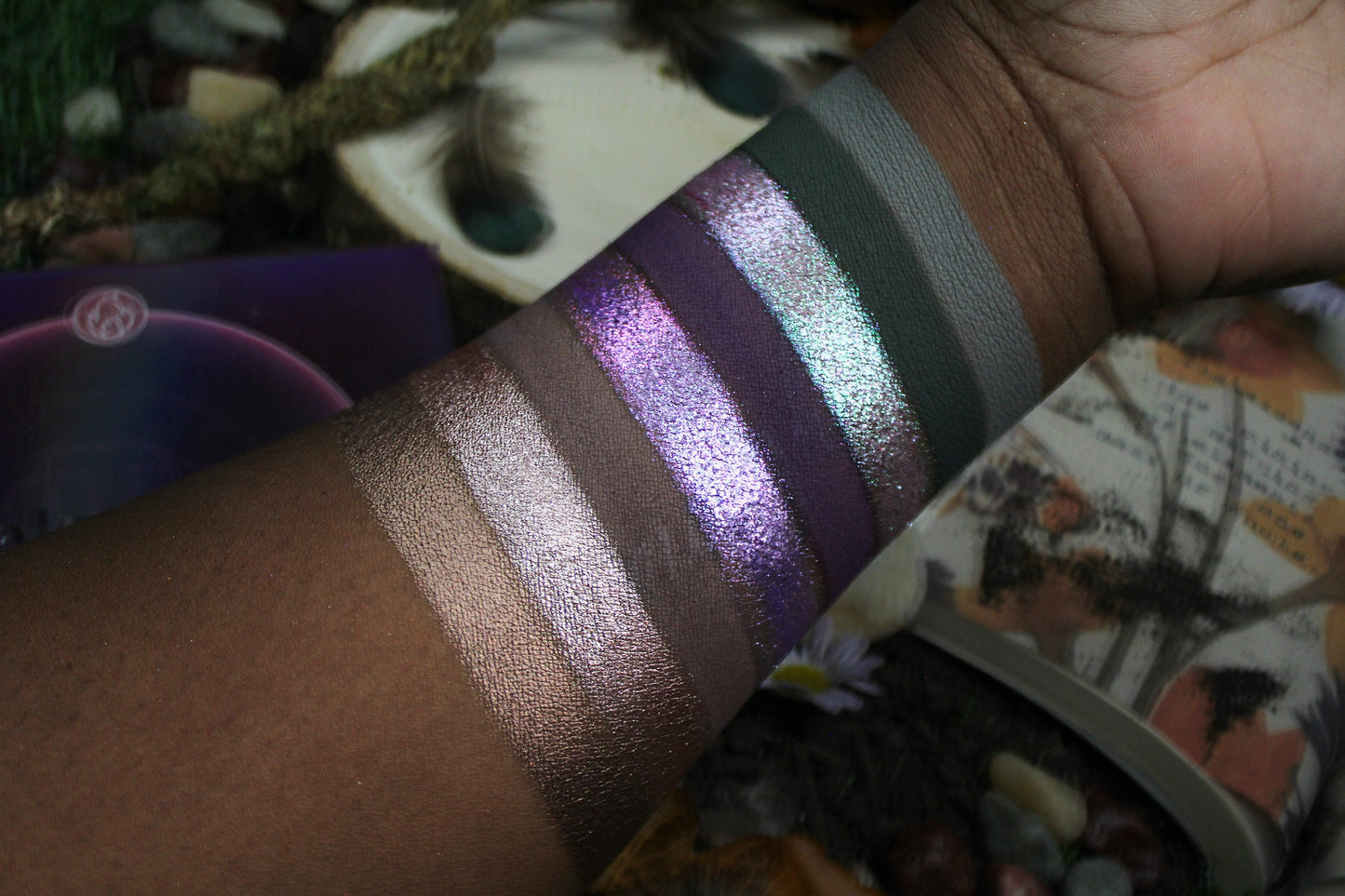 Coalescence x noopur_makeup Magnetic Palette