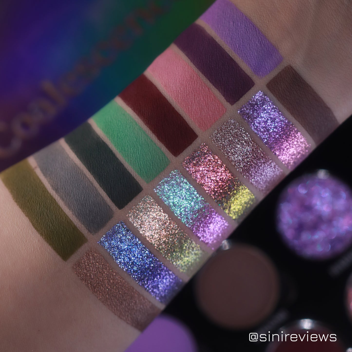 Coalescence x noopur_makeup Magnetic Palette