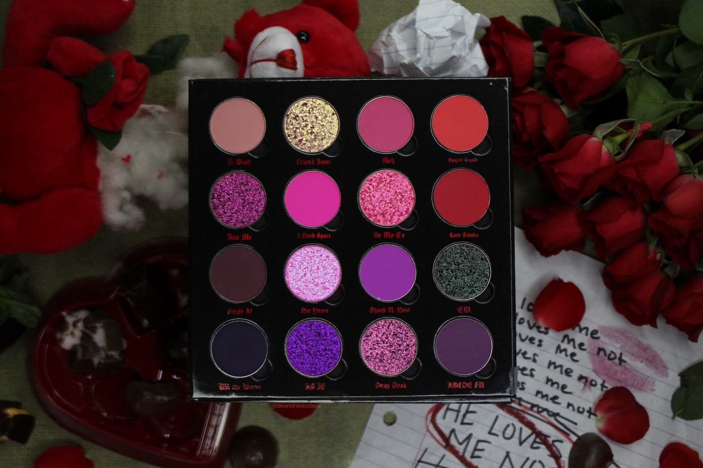 Dead Roses Magnetic Palette