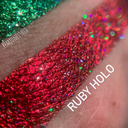 Ruby Holo-Chrome Pressed Pigment Single
