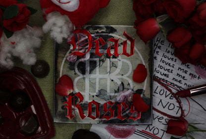 Dead Roses Magnetic Palette