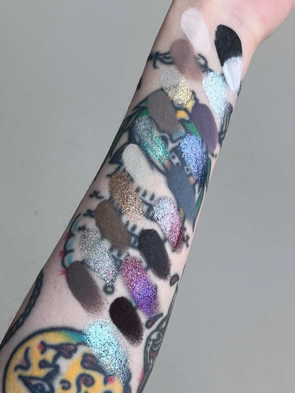 Yin & Yang x Freya86_ff Magnetic Palette