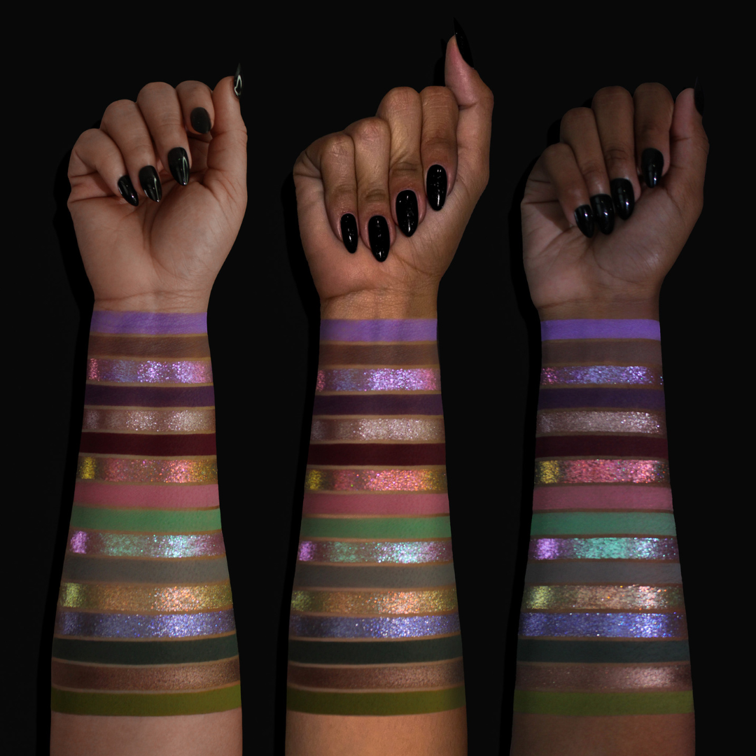 Coalescence x noopur_makeup Magnetic Palette