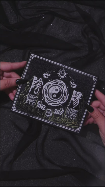 Yin & Yang x Freya86_ff Magnetic Palette