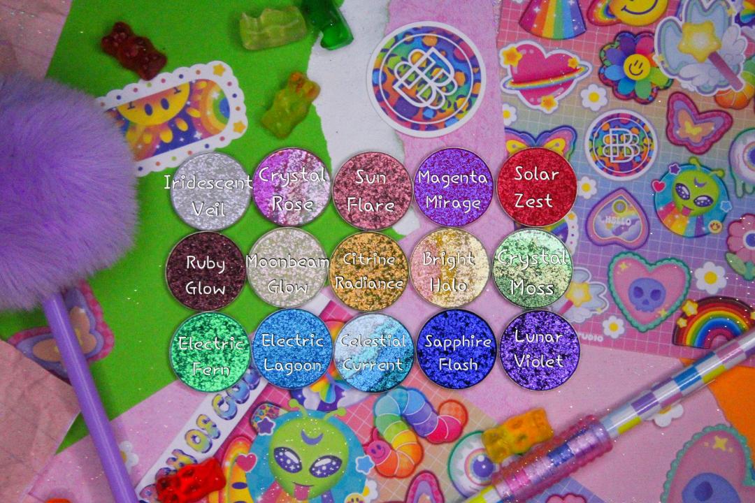Arch of Color Pressed Pigment Single- Sun Flare Holo
